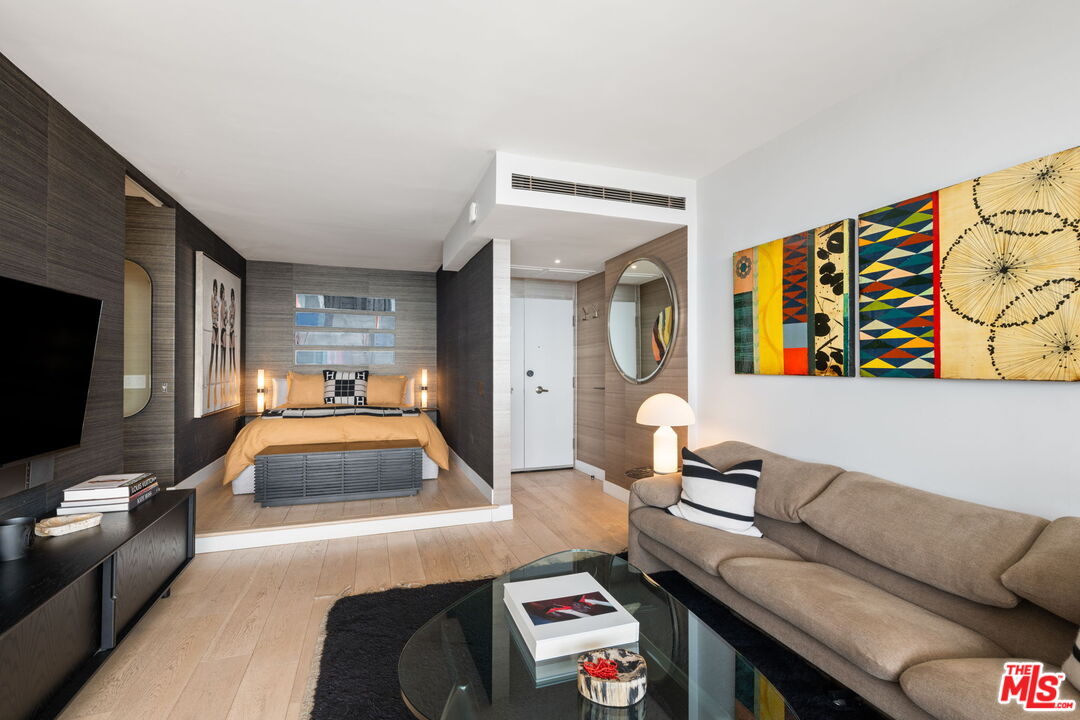 8787 Shoreham Dr Unit: 608
