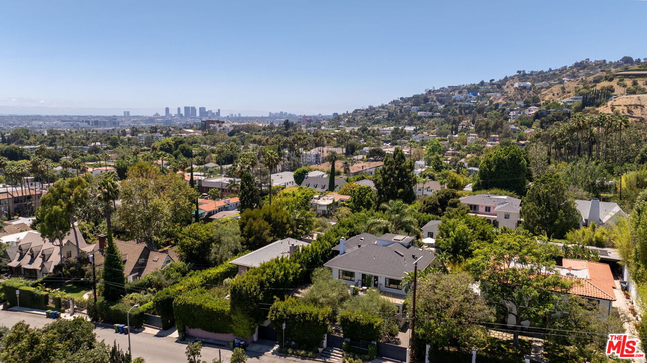 1743 N Curson Ave