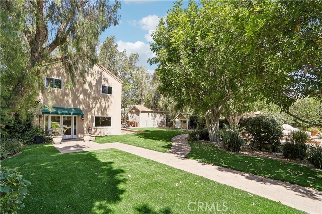 10925 Willowbrae