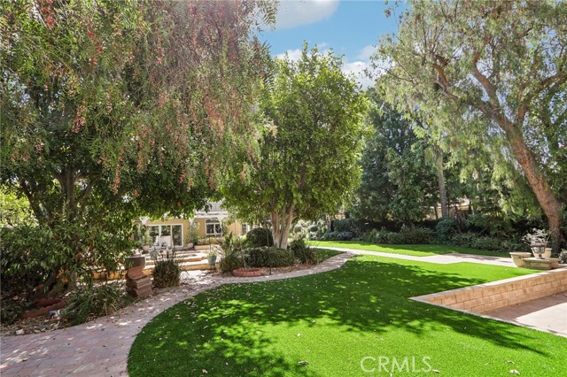 10925 Willowbrae
