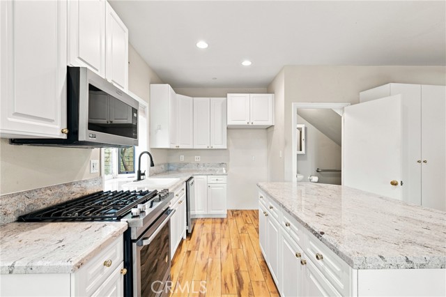 10925 Willowbrae