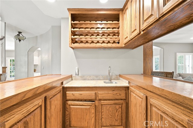 10925 Willowbrae