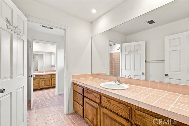 10925 Willowbrae
