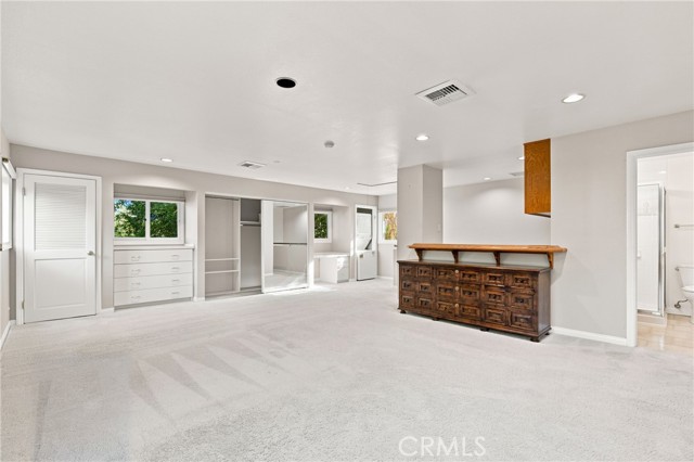 10925 Willowbrae