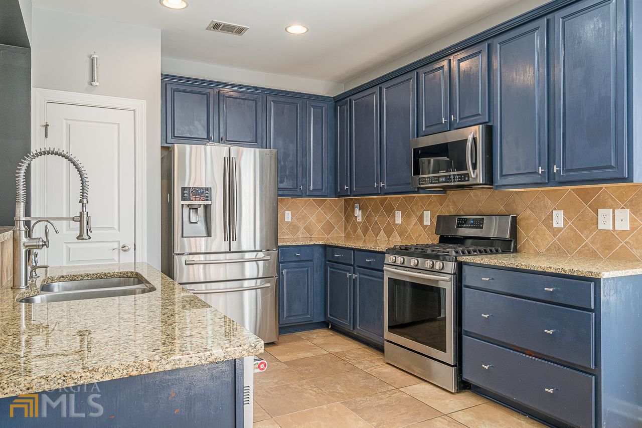 405 HIGHBRANCH Circle