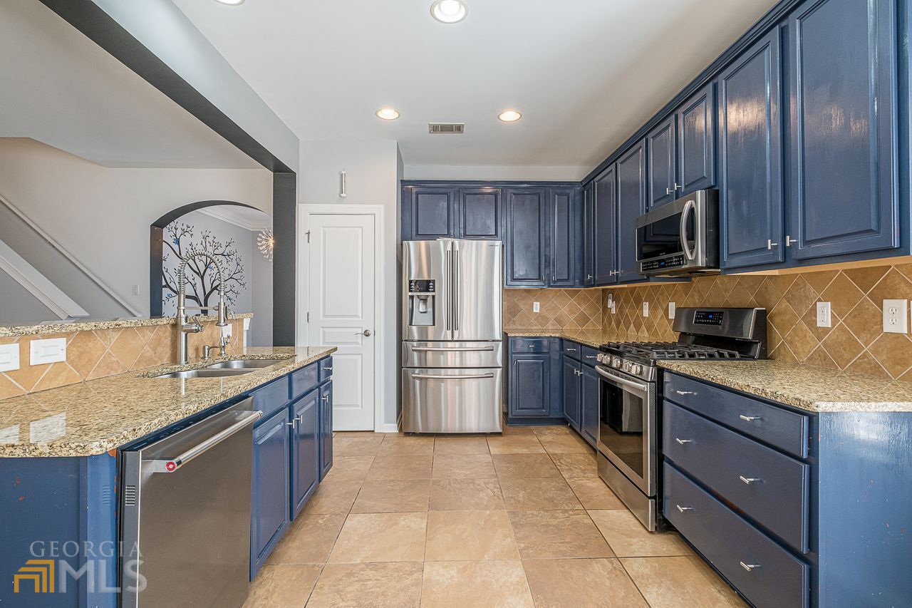 405 HIGHBRANCH Circle