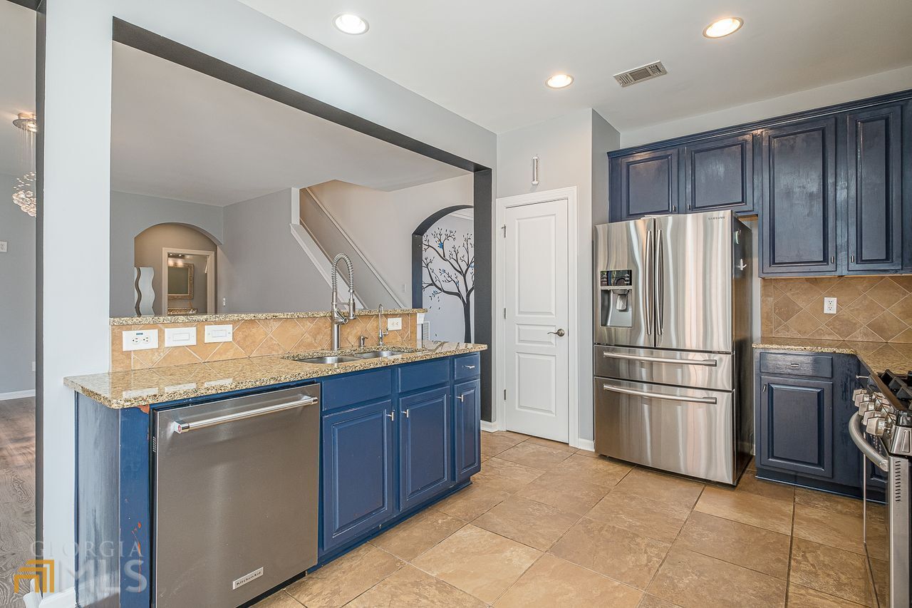 405 HIGHBRANCH Circle
