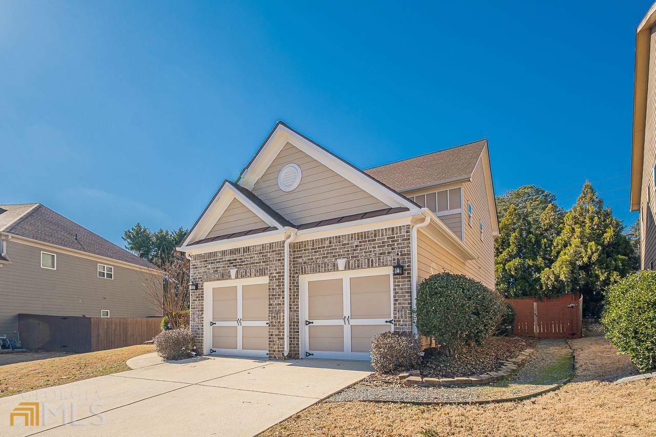 405 HIGHBRANCH Circle