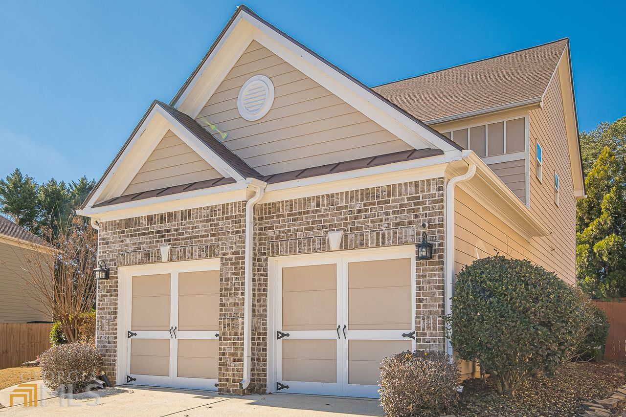 405 HIGHBRANCH Circle