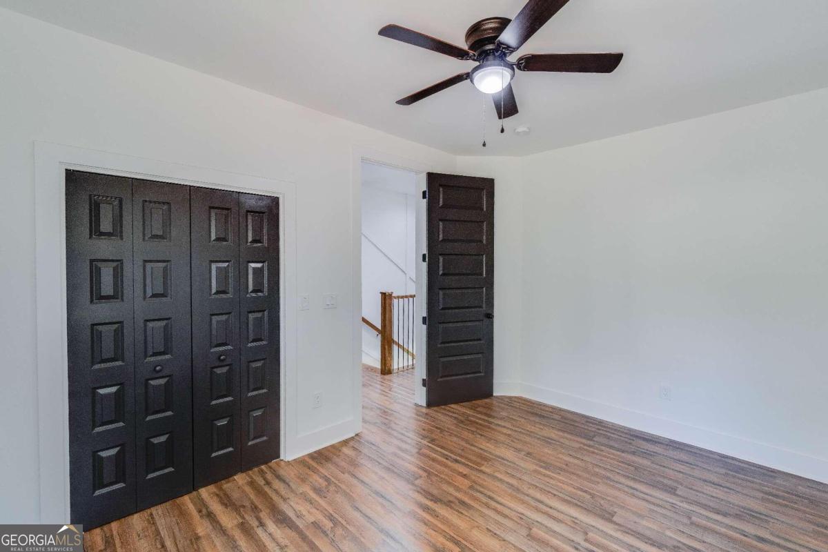 3277 Village Glen Drive