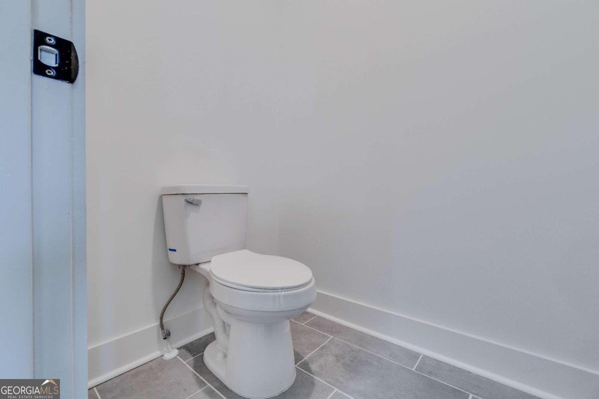 3277 Village Glen Drive