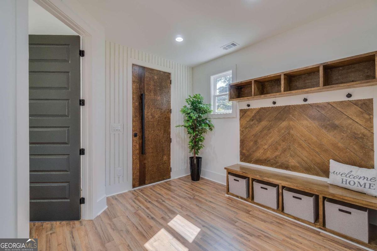 3277 Village Glen Drive