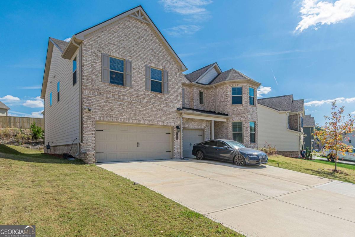 4876 Elm Leaf Drive SW