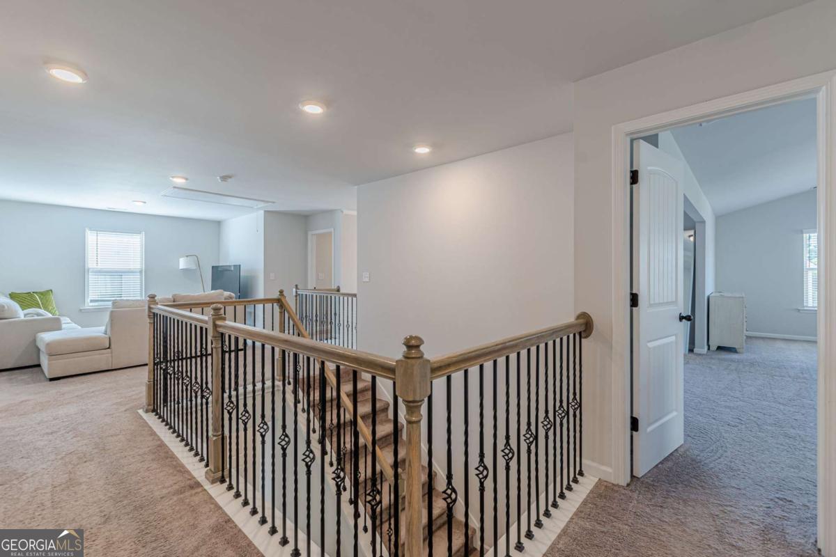 4876 Elm Leaf Drive SW