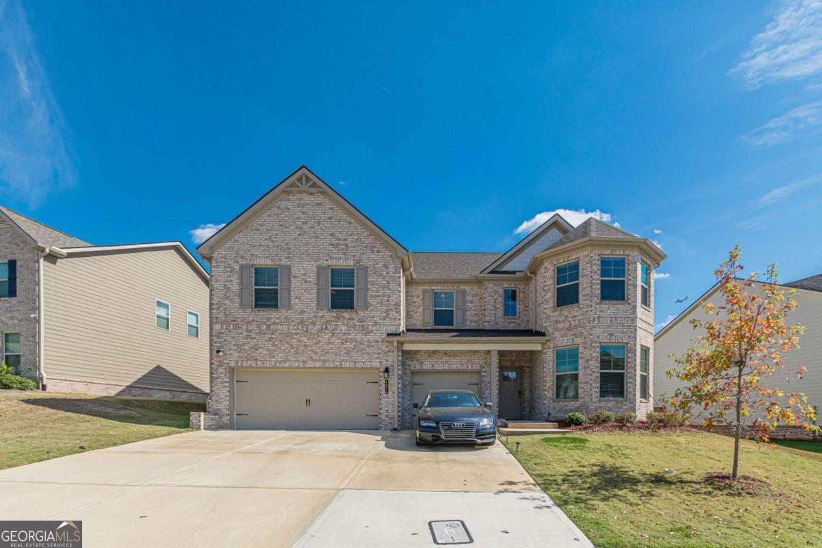 4876 Elm Leaf Drive SW