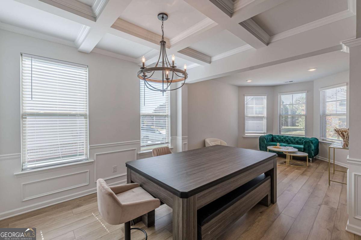 4876 Elm Leaf Drive SW