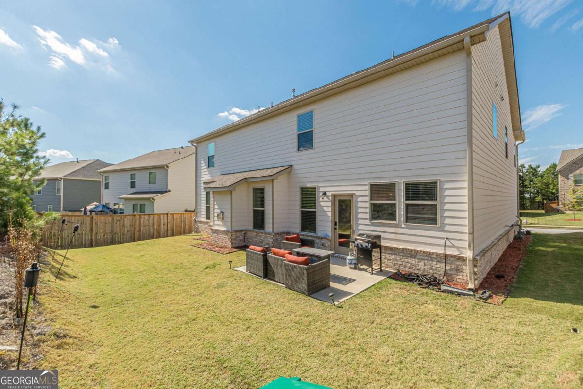 4876 Elm Leaf Drive SW