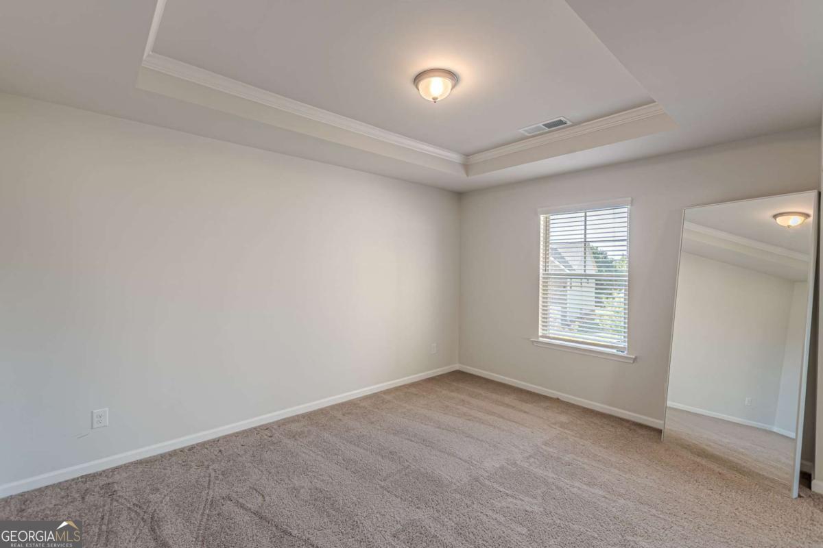 4876 Elm Leaf Drive SW