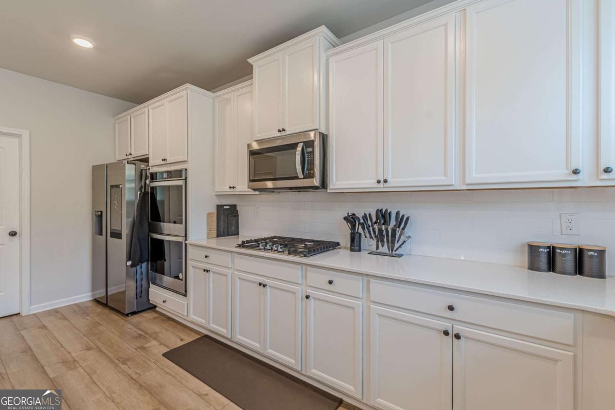 4876 Elm Leaf Drive SW