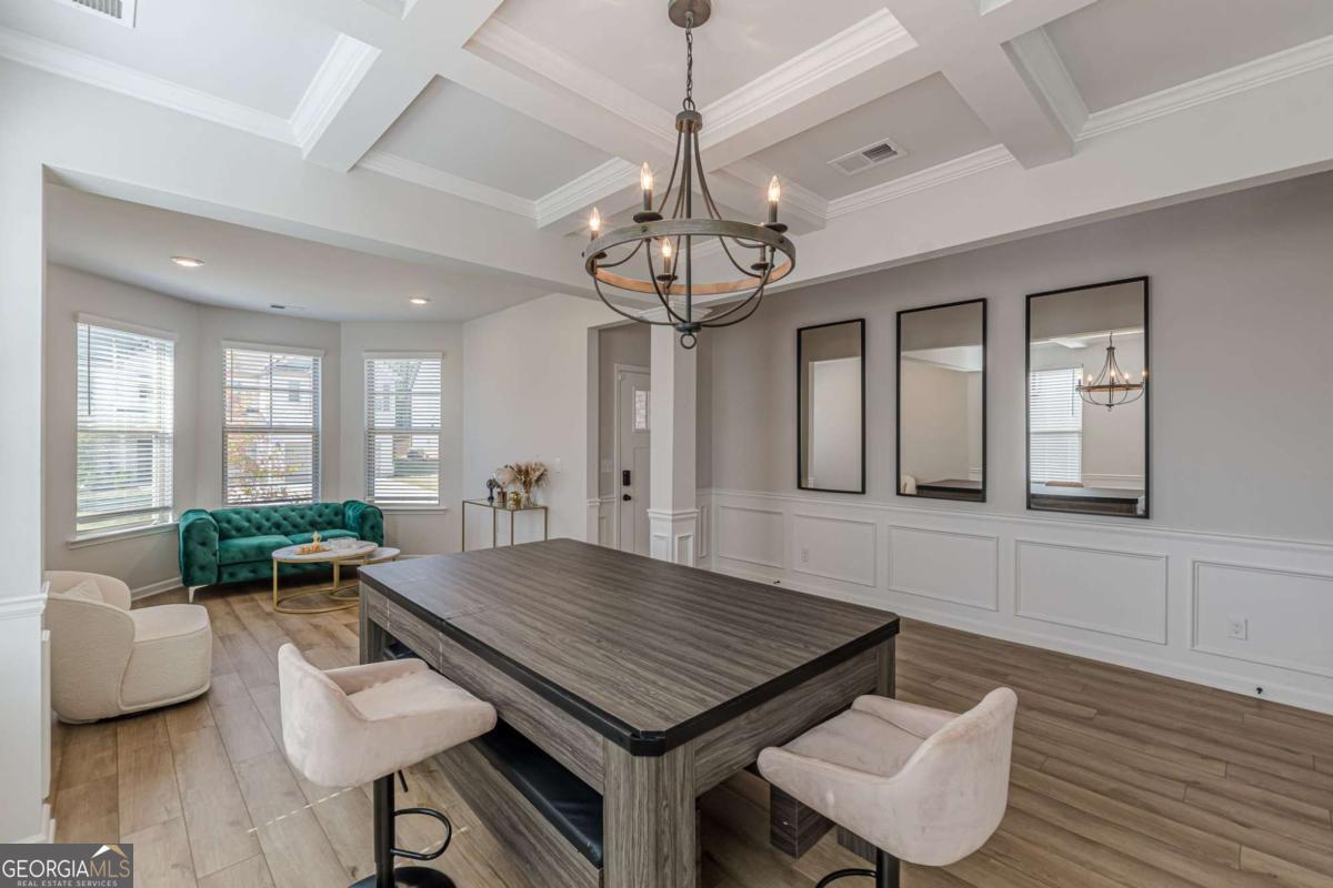 4876 Elm Leaf Drive SW