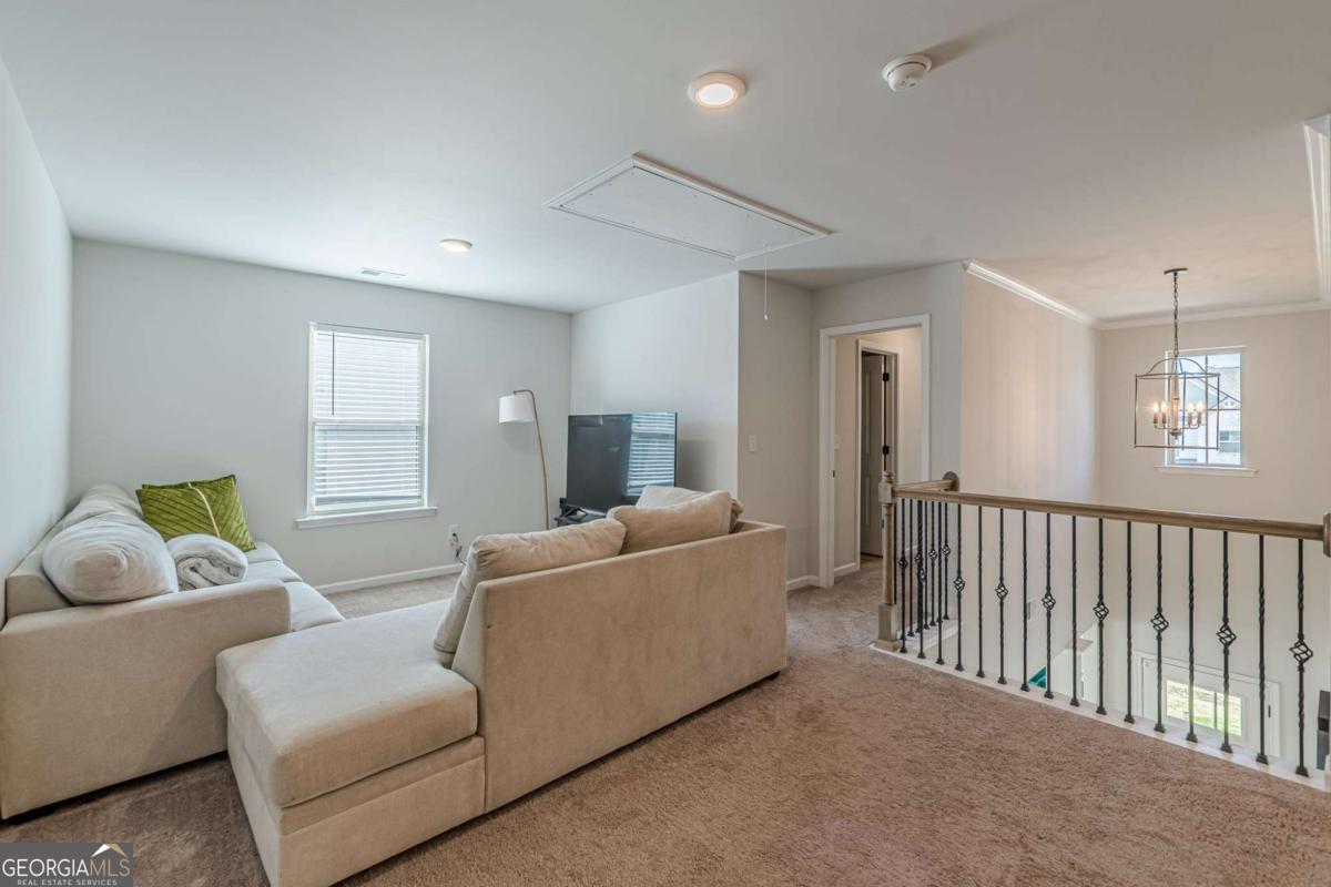 4876 Elm Leaf Drive SW