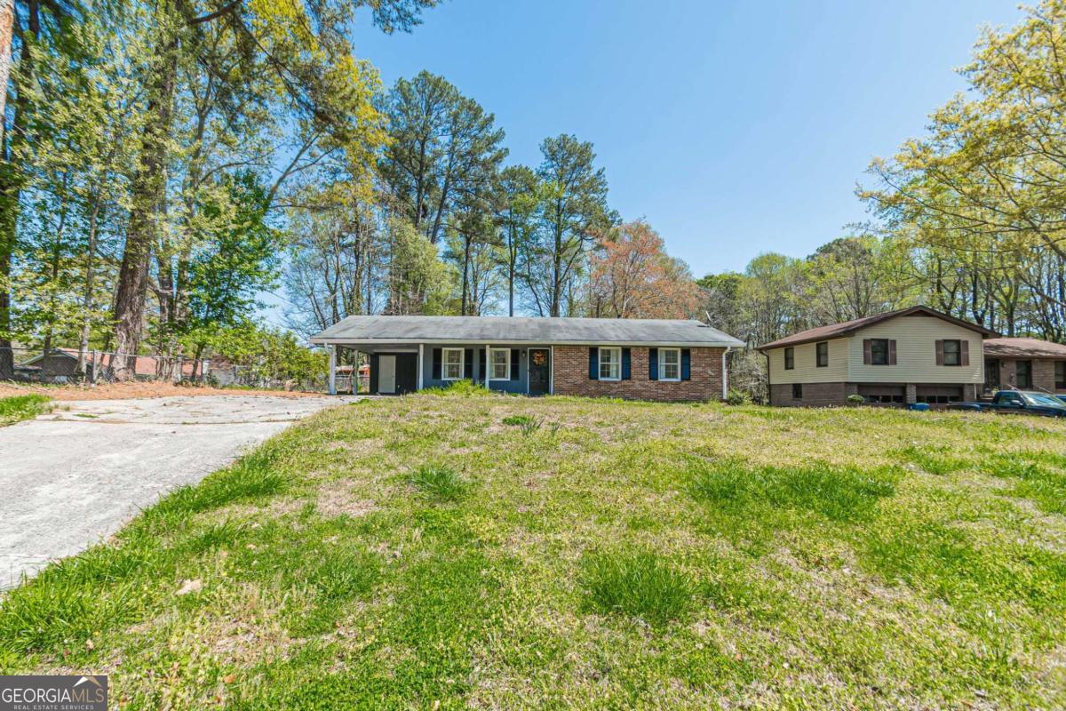 926 Live Oak Court