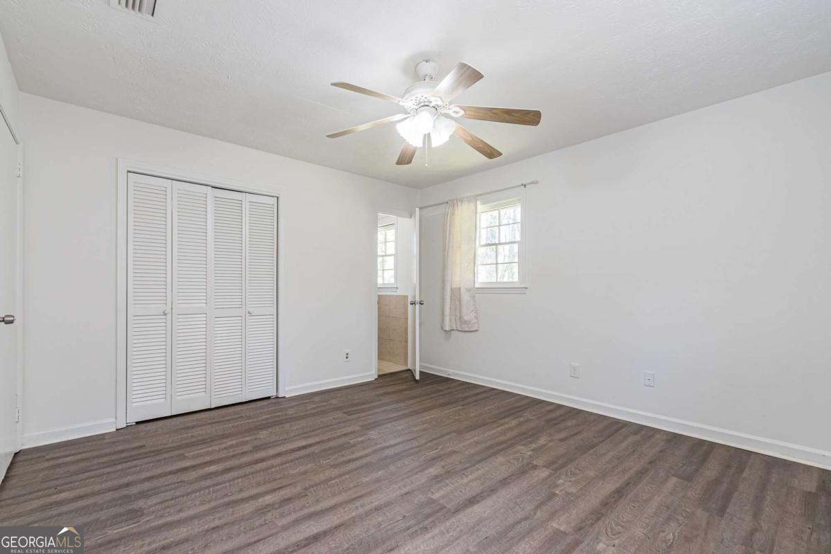 926 Live Oak Court