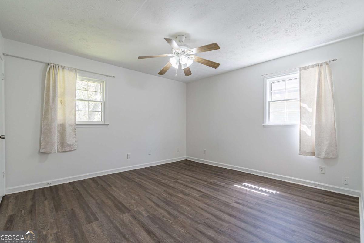 926 Live Oak Court