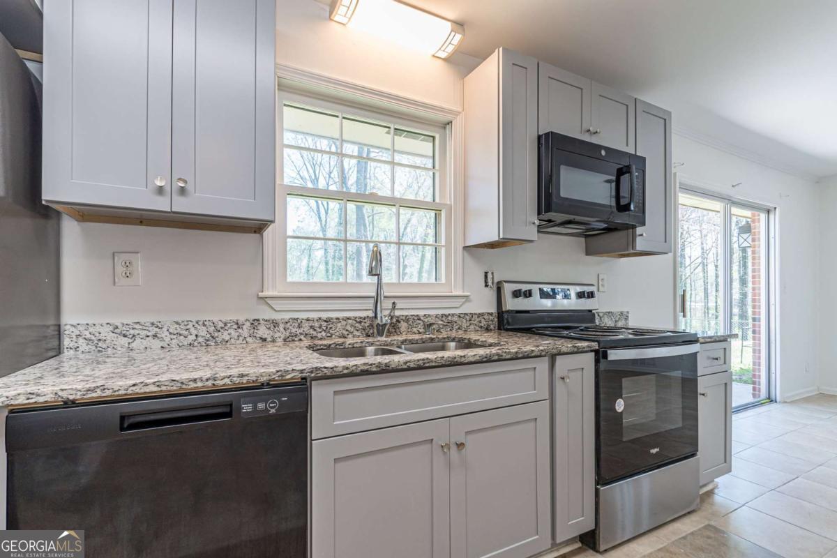 926 Live Oak Court