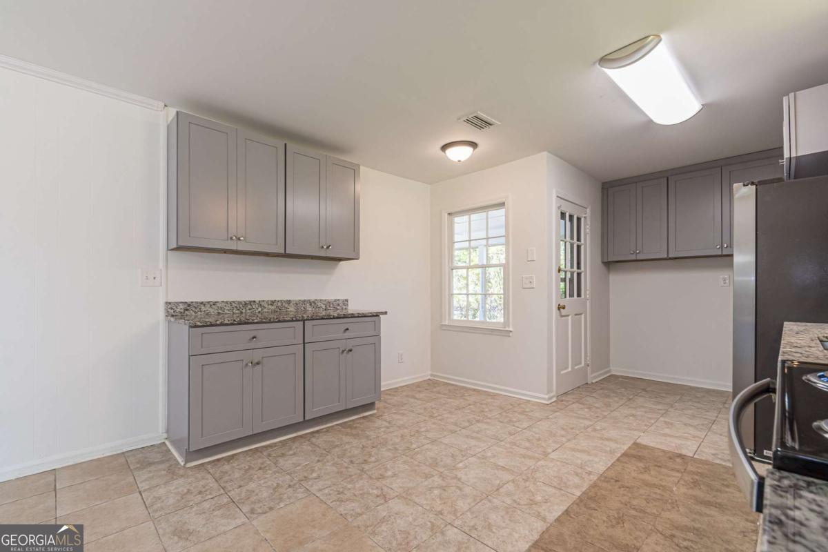 926 Live Oak Court
