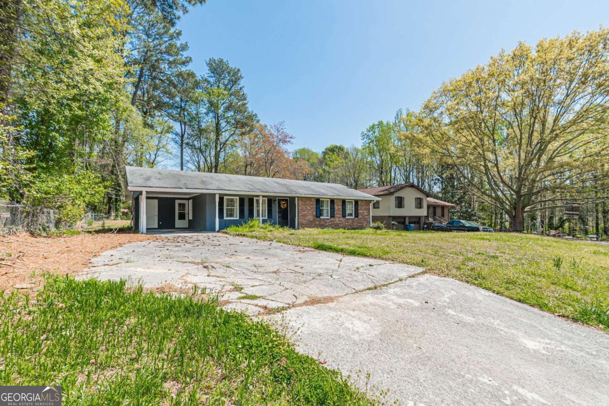 926 Live Oak Court