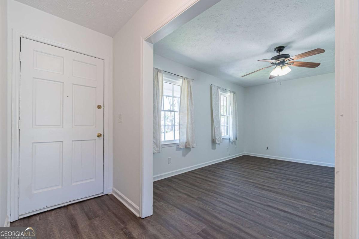 926 Live Oak Court
