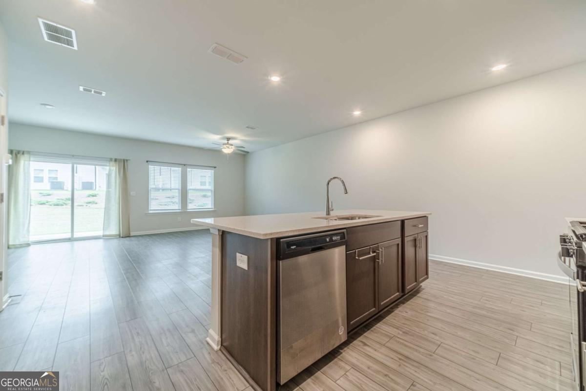1412 Villageside Court