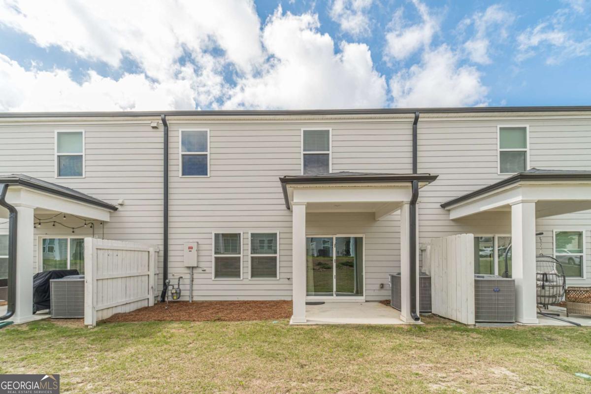 1412 Villageside Court