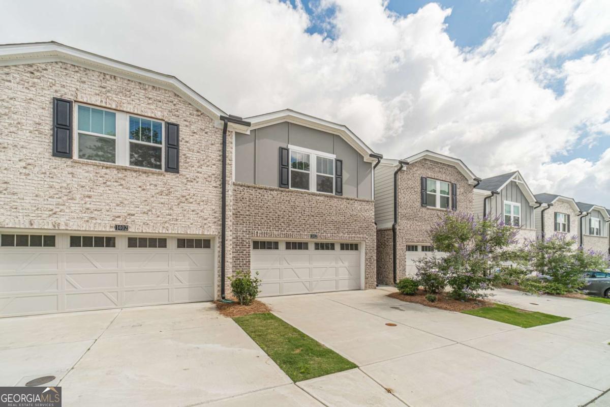 1412 Villageside Court