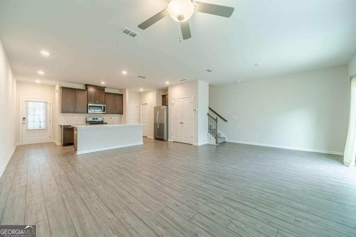 1412 Villageside Court