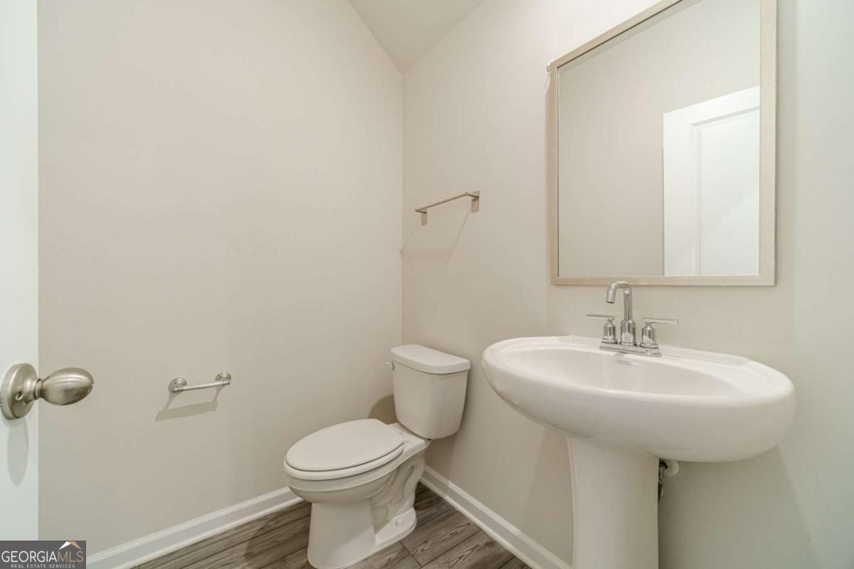 1412 Villageside Court
