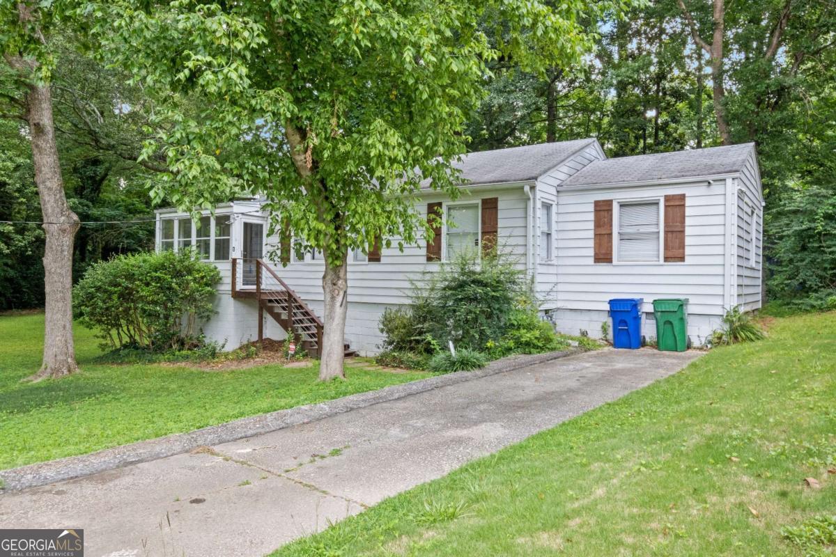 1738 Duke Road