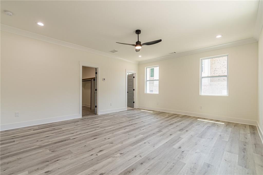 658 Rockbridge Rd NW