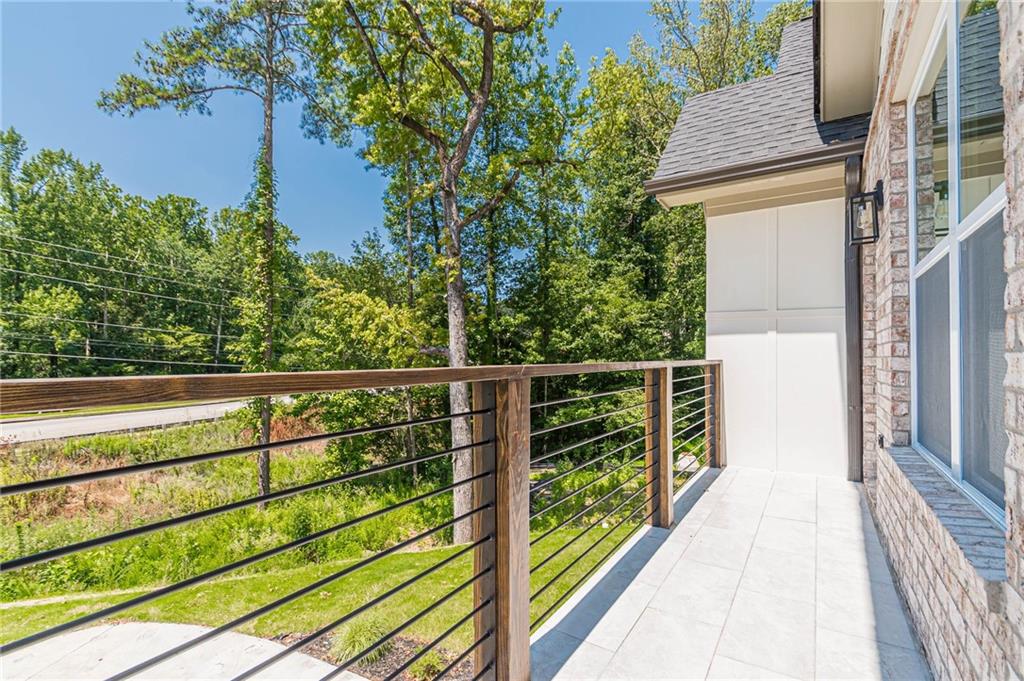 658 Rockbridge Rd NW