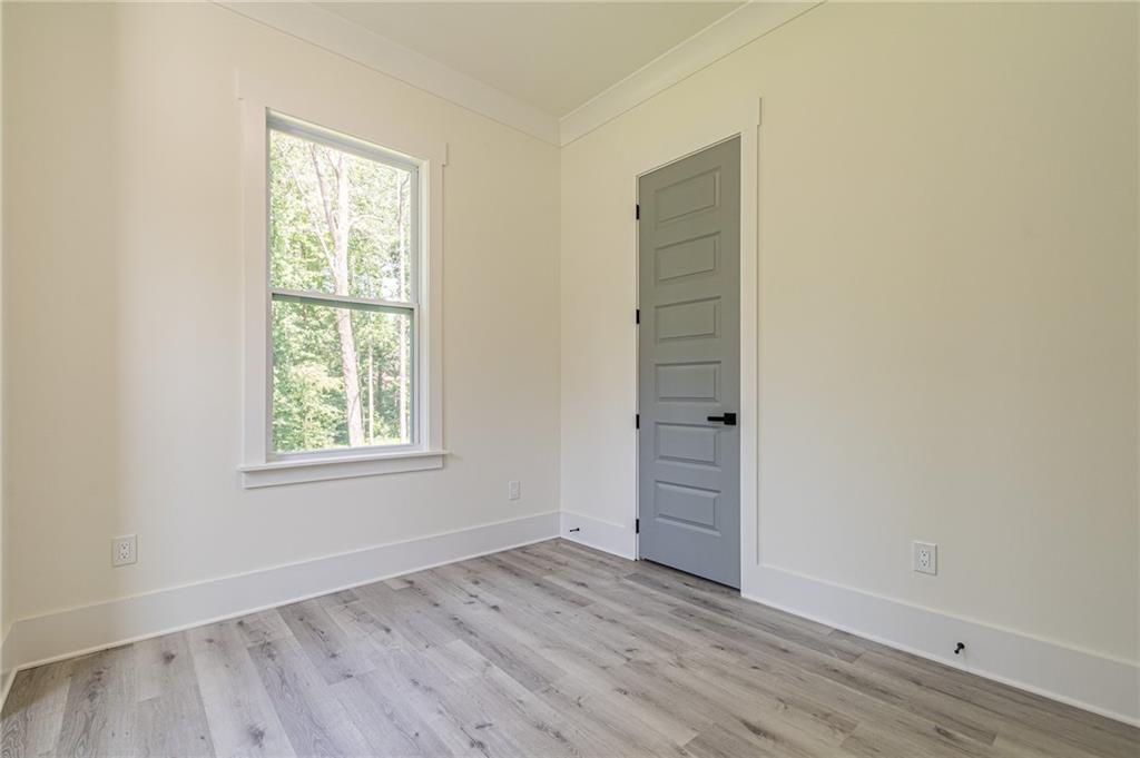 658 Rockbridge Rd NW