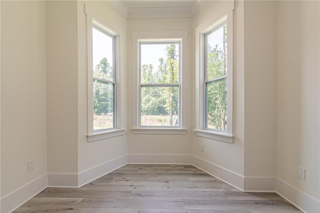 658 Rockbridge Rd NW