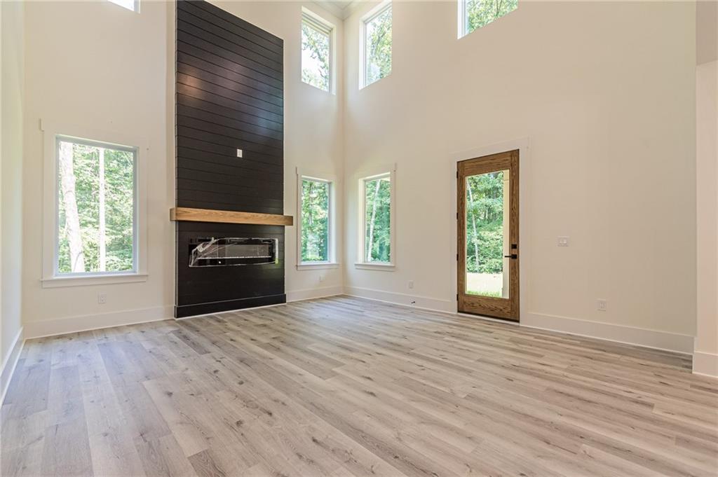 658 Rockbridge Rd NW