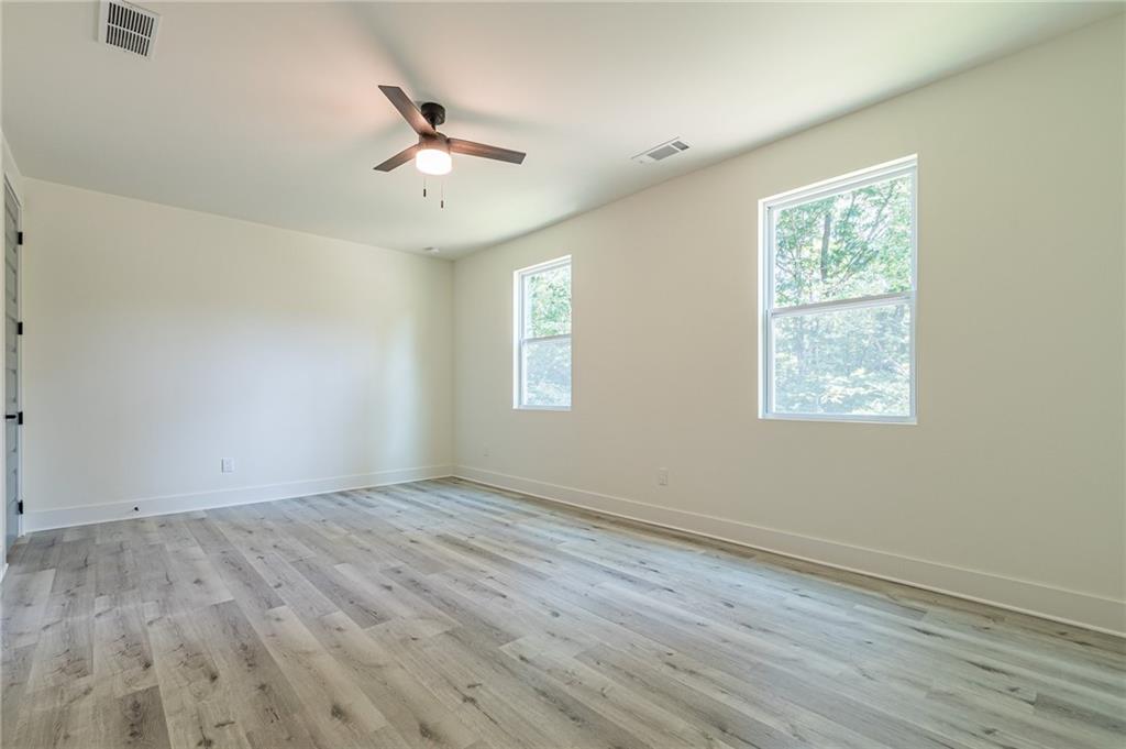 658 Rockbridge Rd NW