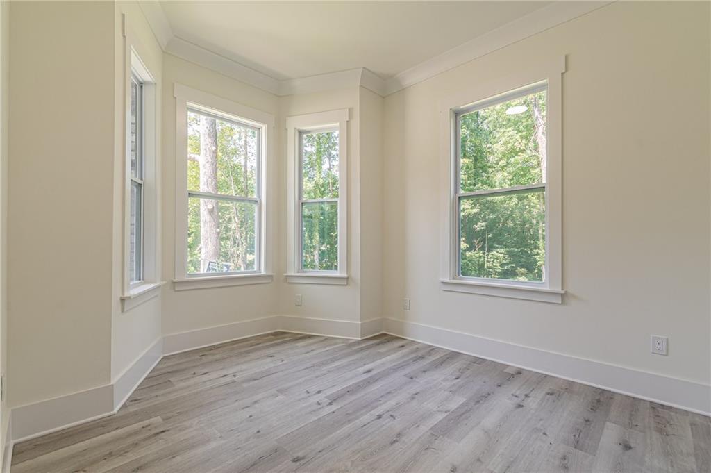 658 Rockbridge Rd NW