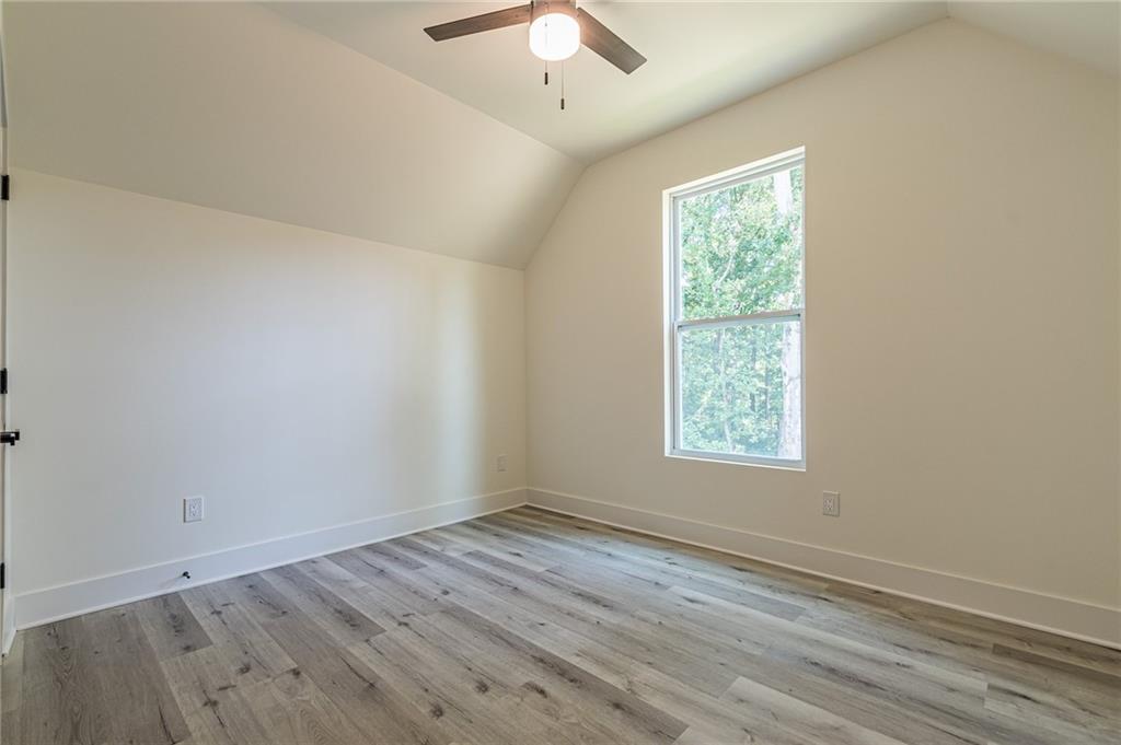 658 Rockbridge Rd NW