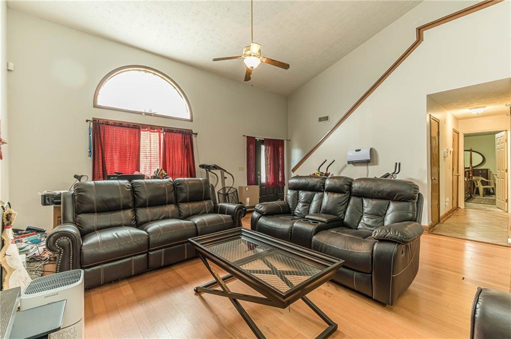 2143 CHEYENNE Lane