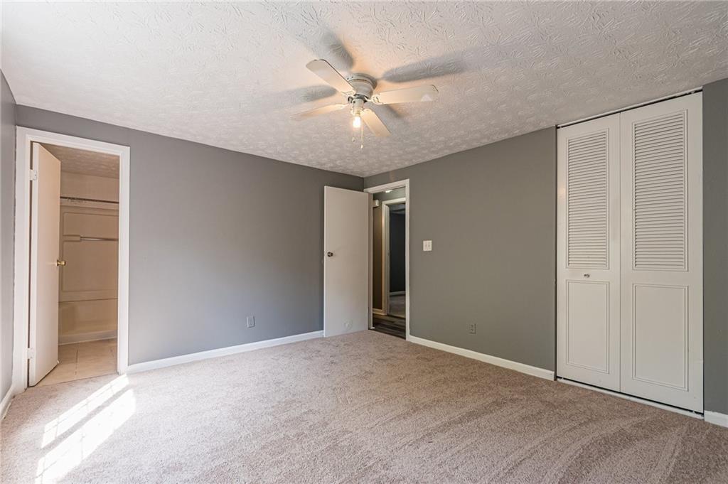 806 Houndstooth Trail NW