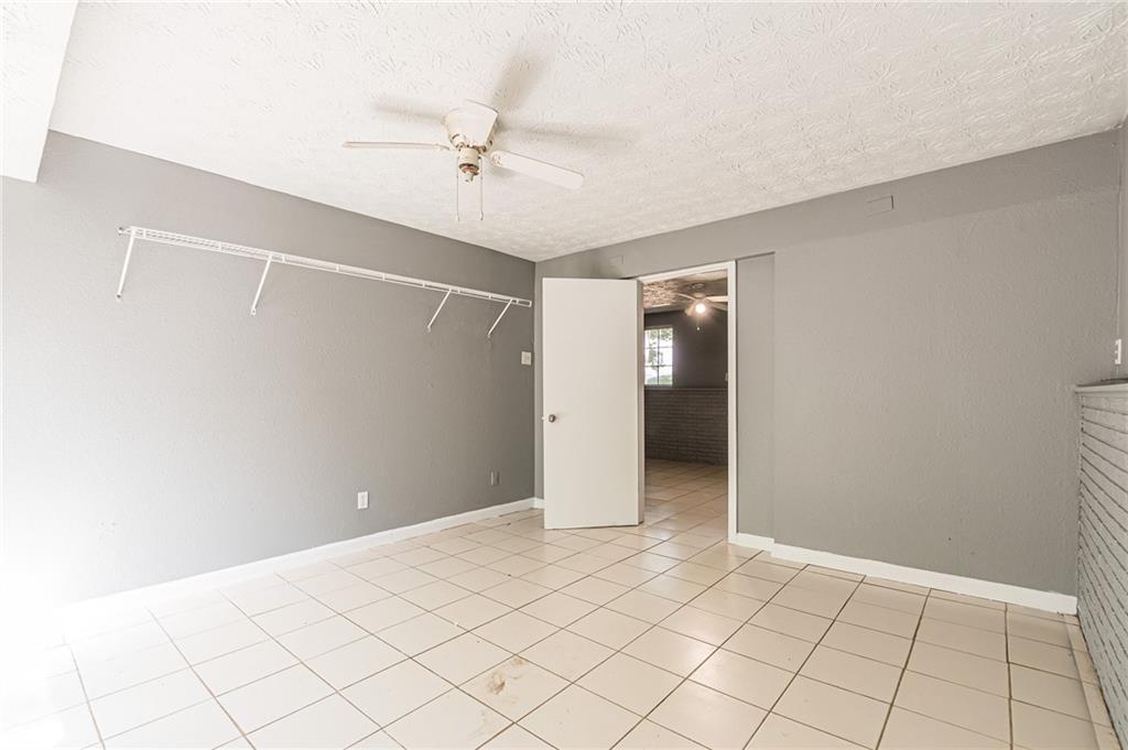 806 Houndstooth Trail NW