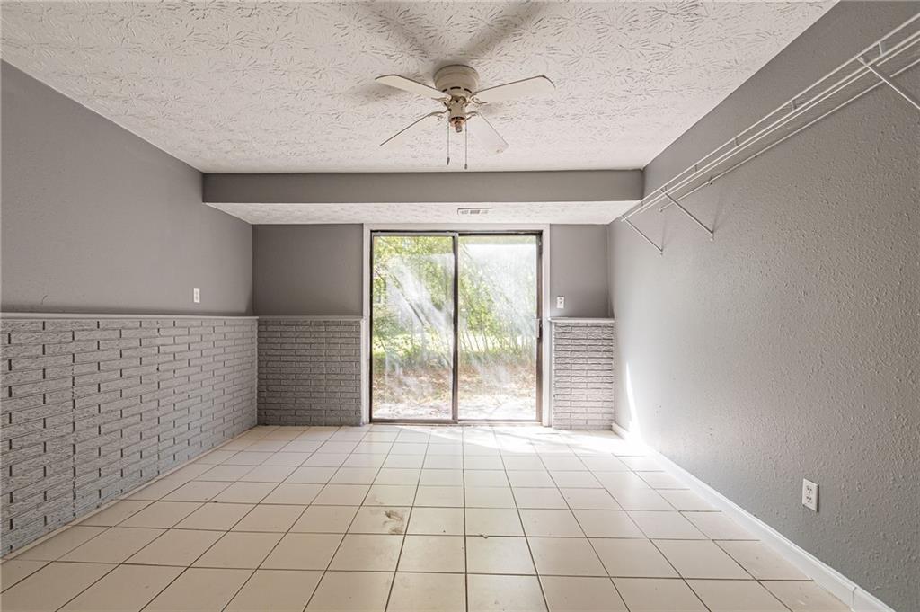 806 Houndstooth Trail NW
